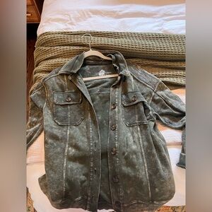 Army green button up shirt/jacket